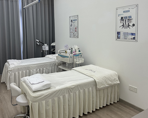 割双眼皮以后会留下疤痕吗?粤美为你解析~